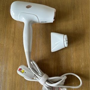 T3 blow dryer